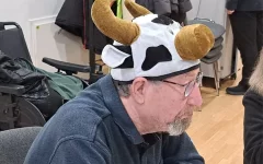 Hier ist Thomas mit einem nicht sebstgebasteltem Teil.