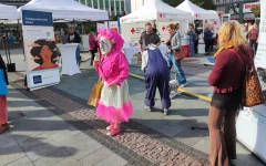 Auch die Hausleitung namens Erika ist fleißig dabei